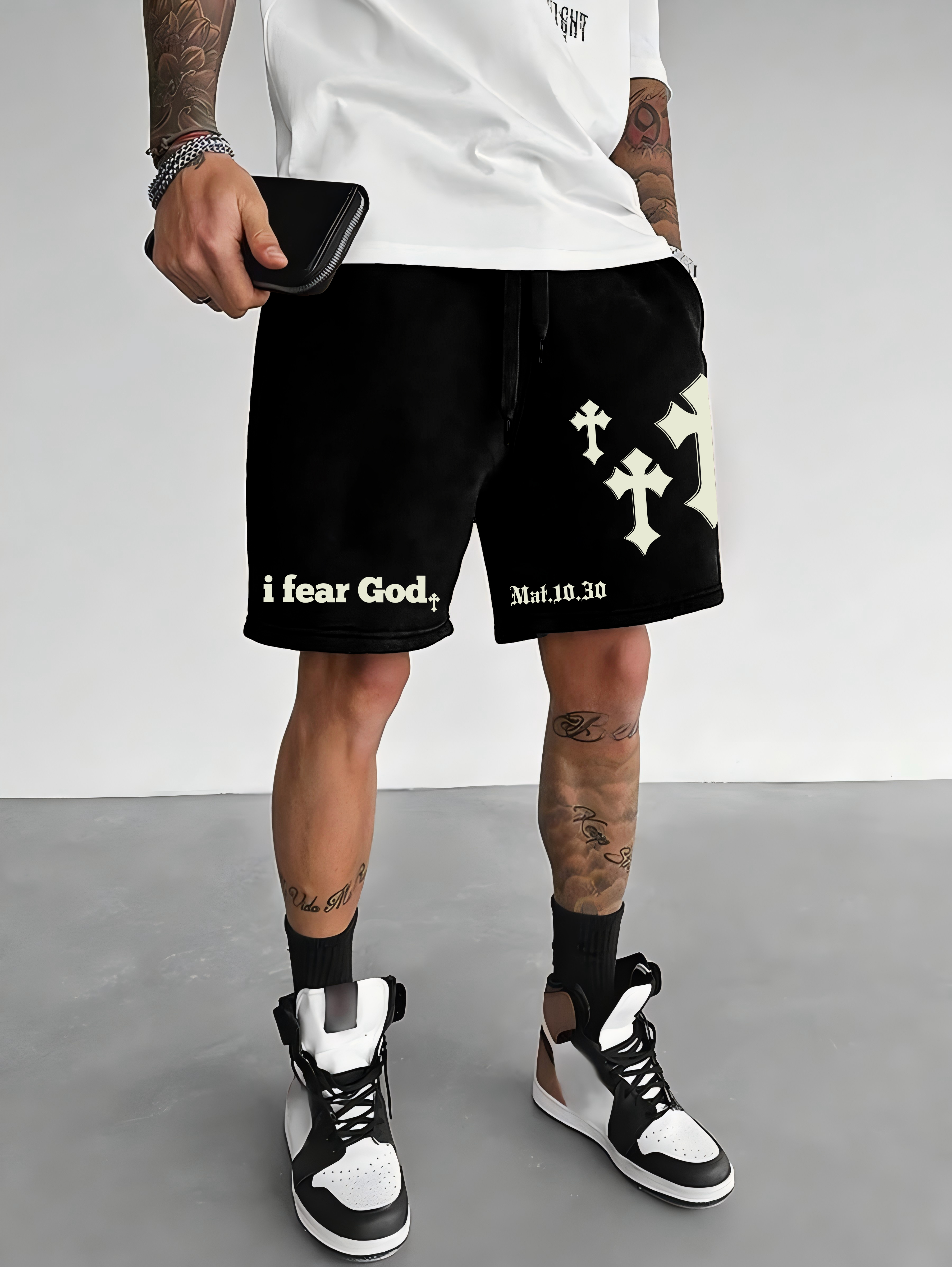 Men's Oversized Christian Goth - đánh giá và giá Gothic Streetwear Brand