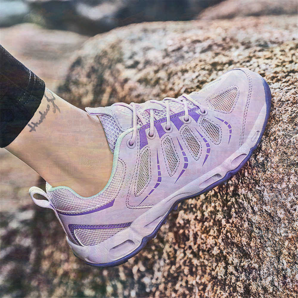 Sumer Round Tip Silver Sneaker - đánh giá và giá Streetwear Brand Model