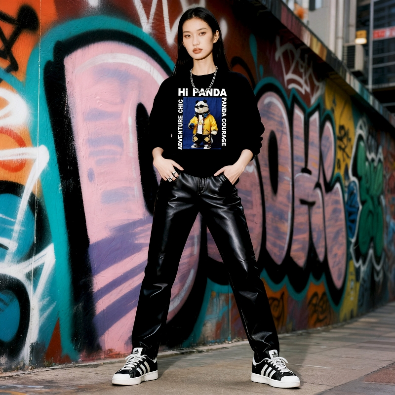 Ladies Black round Neck Hoodie - đánh giá và giá Streetwear Brand Of The Year
