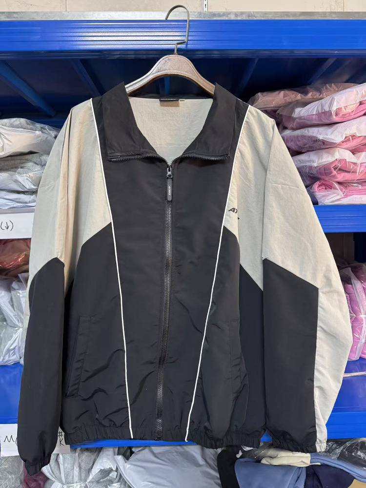 2025 ATEEZ WORLD TOUR Windbrea - đánh giá và giá Streetwear Brand With K